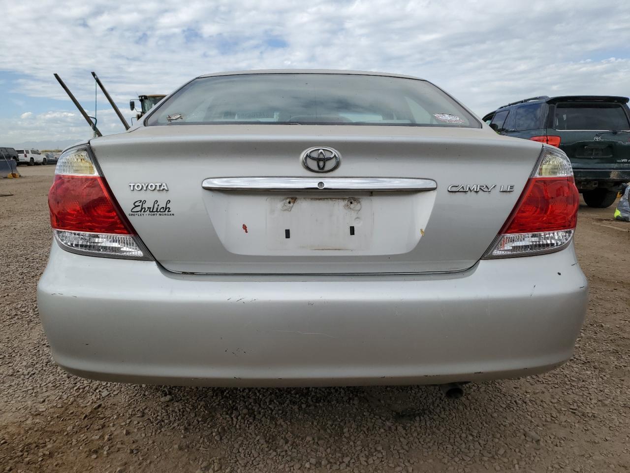 2005 Toyota Camry Le - Image 6