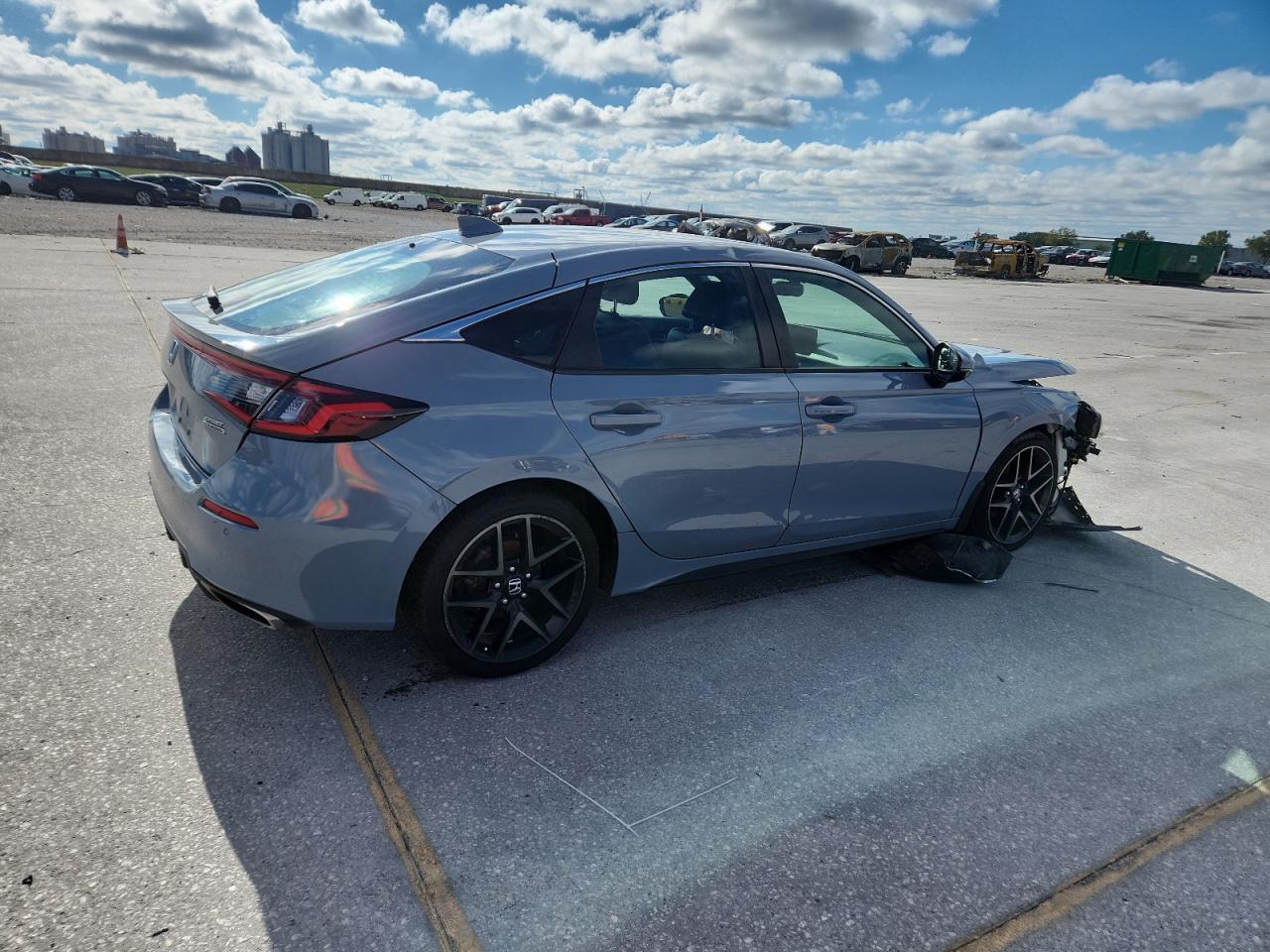 2022 Honda Civic Sport Touring - Фото 3