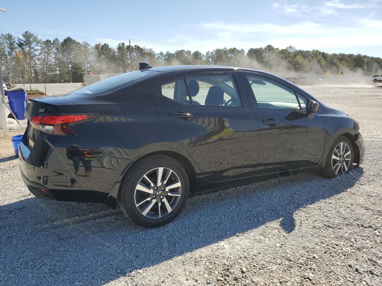 2022 Nissan Versa Sv - Фото 3