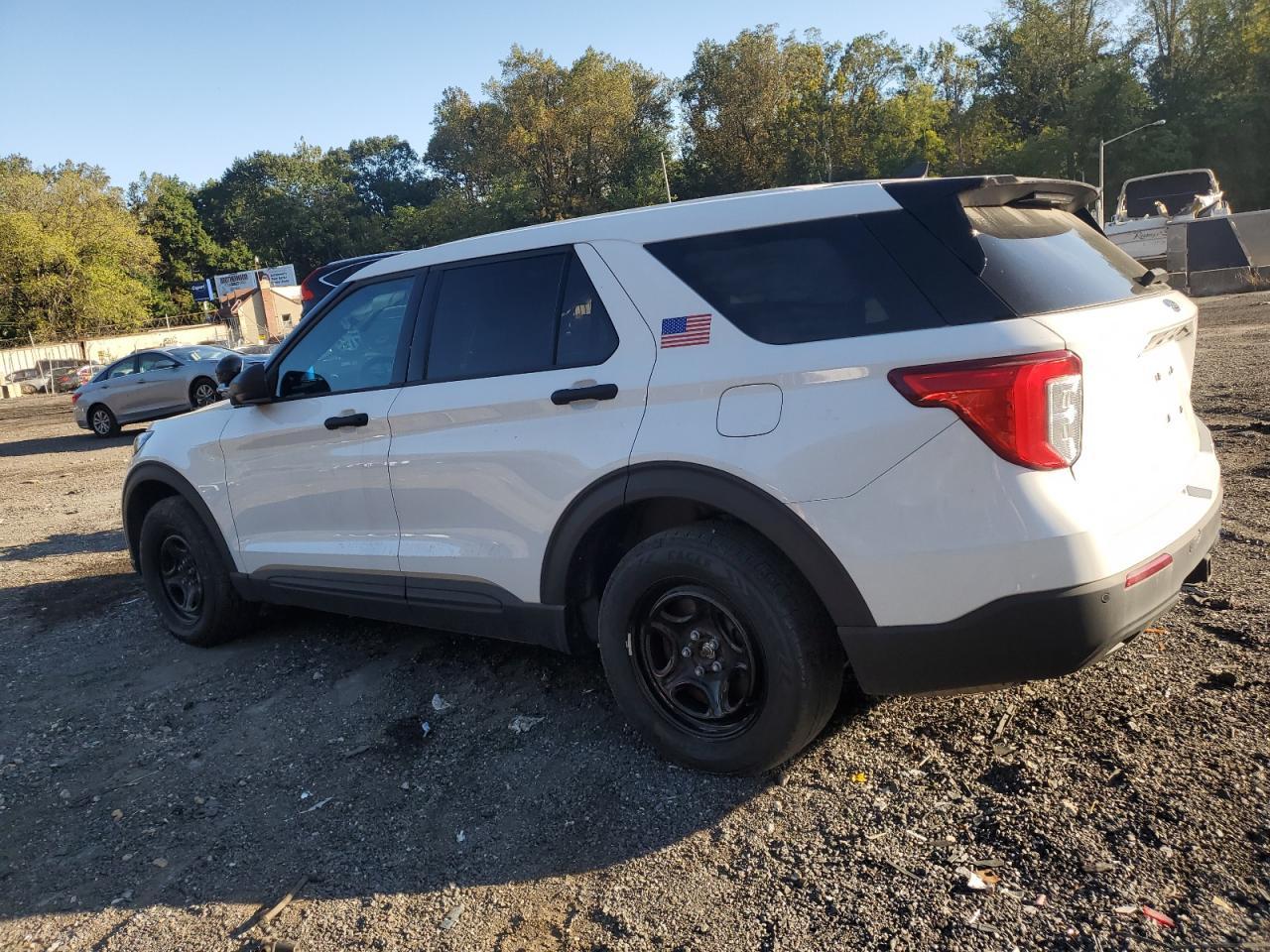 2023 Ford Explorer Police Interceptor - Фото 2