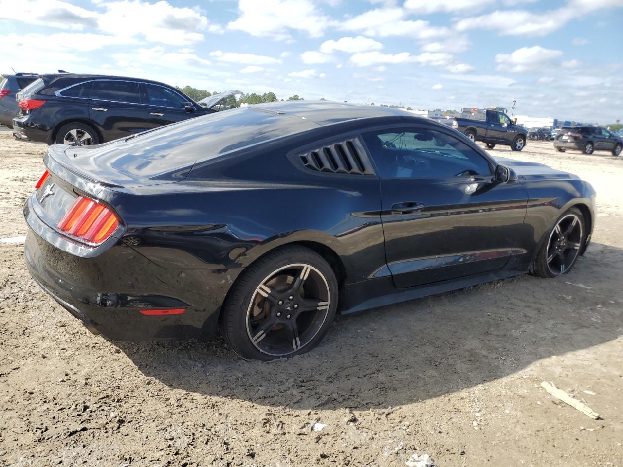 2016 Ford Mustang - Image 3