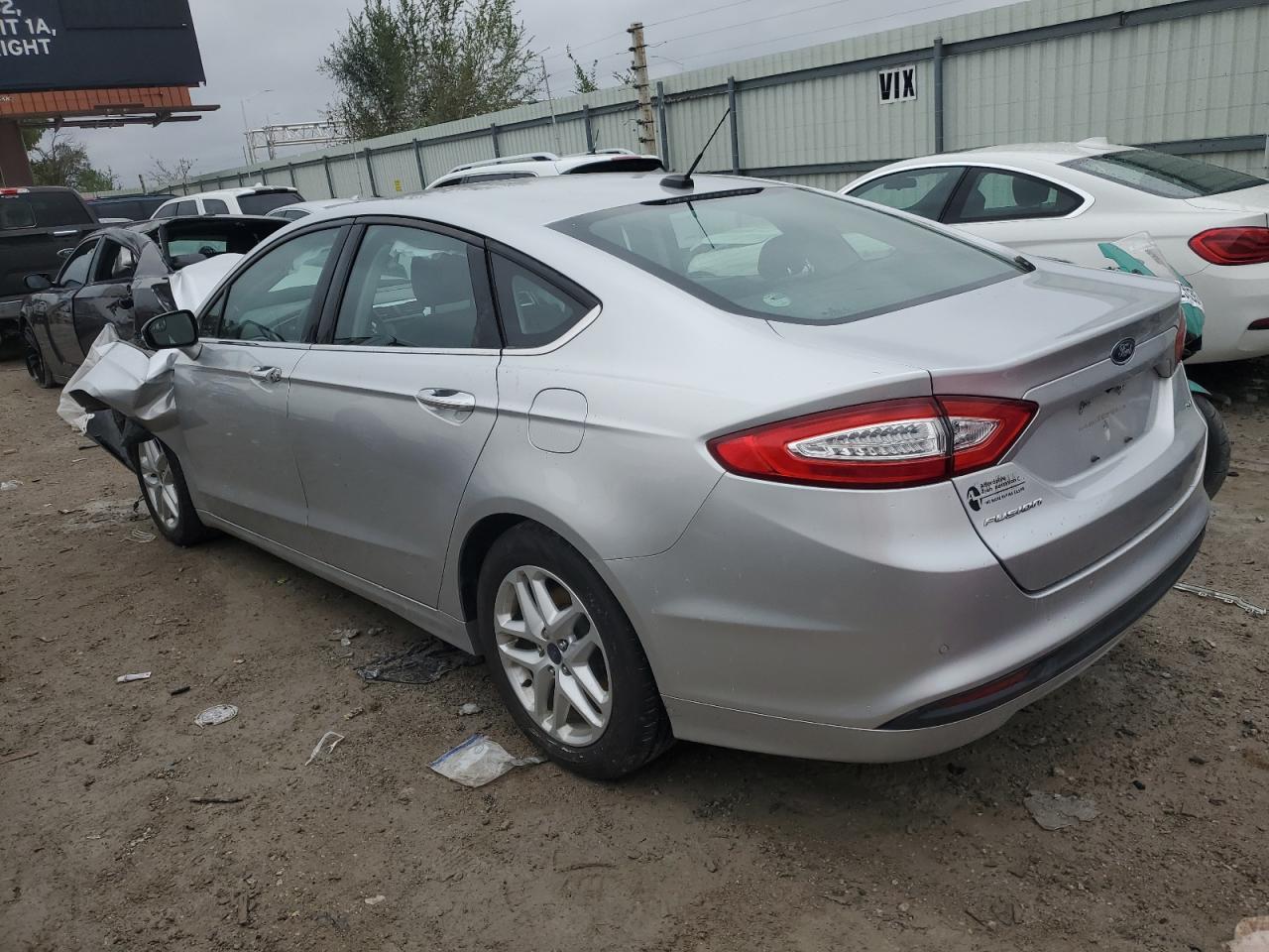 2016 Ford Fusion Se - Image 2