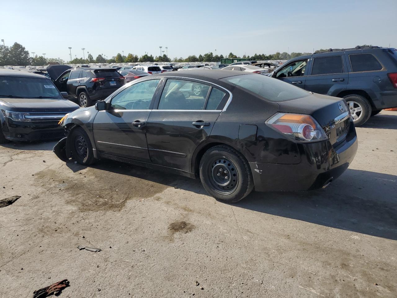 2012 Nissan Altima Base - Image 2