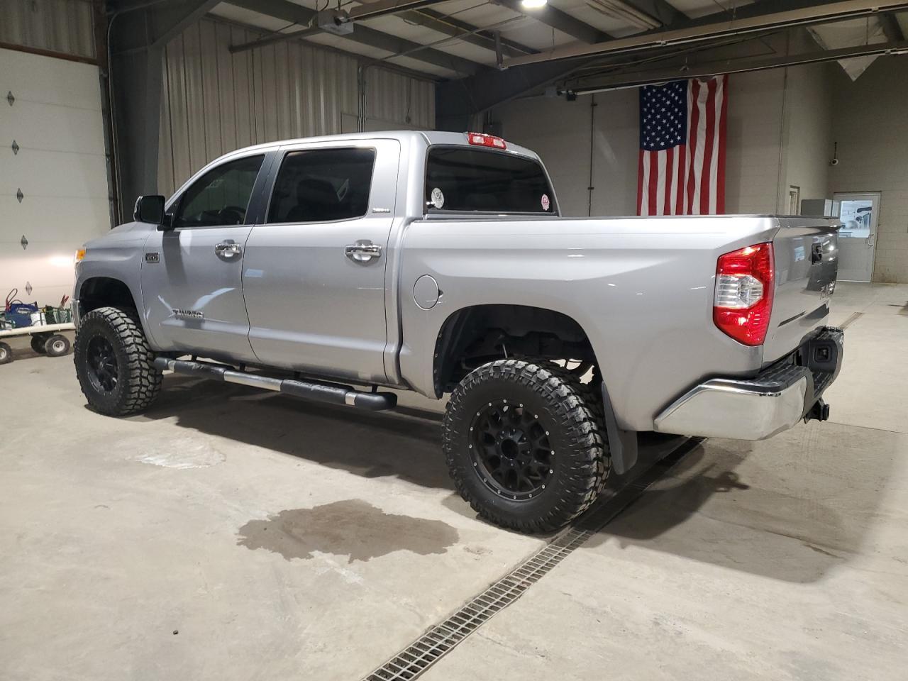 2015 Toyota Tundra Crewmax Limited - Image 2