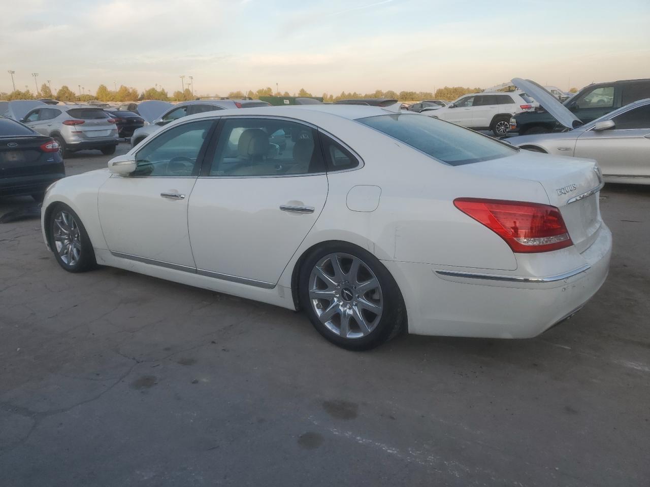 2012 Hyundai Equus Signature - Фото 2