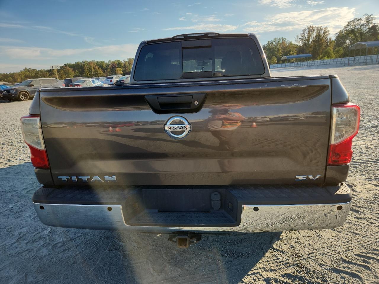 2017 Nissan Titan S - Фото 6