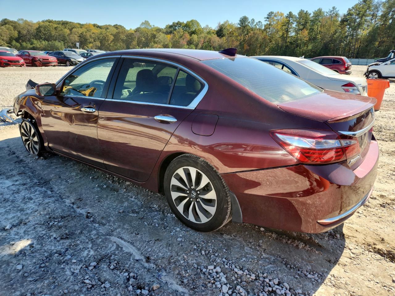 2017 Honda Accord Hybrid - Image 2