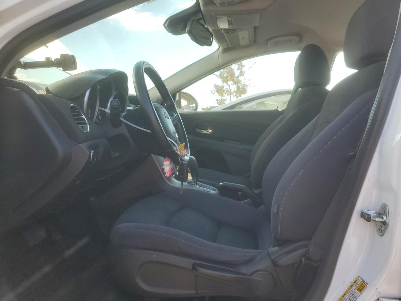 2013 Chevrolet Cruze Lt - Image 7