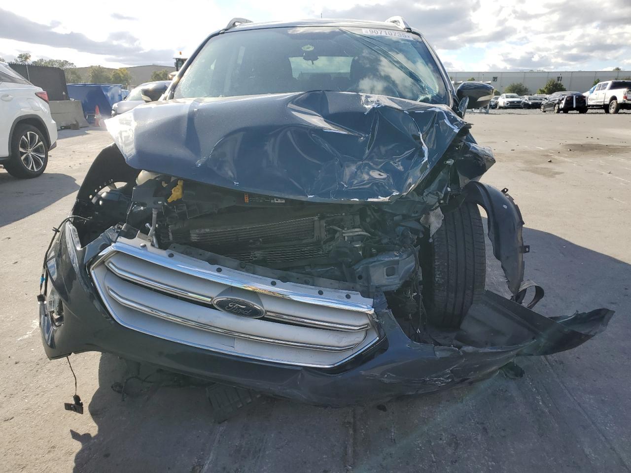 2019 Ford Escape Titanium - Фото 5