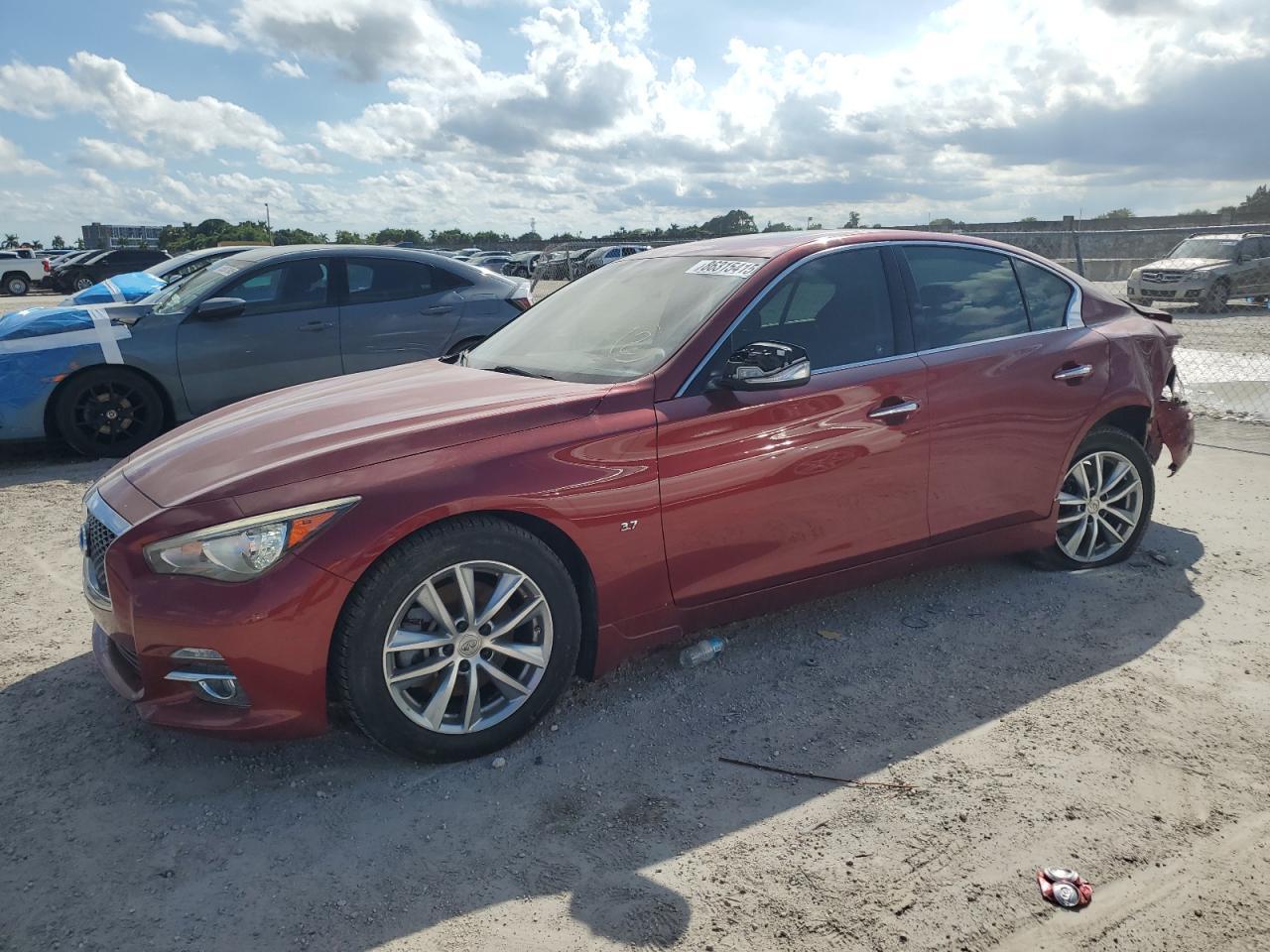 2015 Infiniti Q50 Base