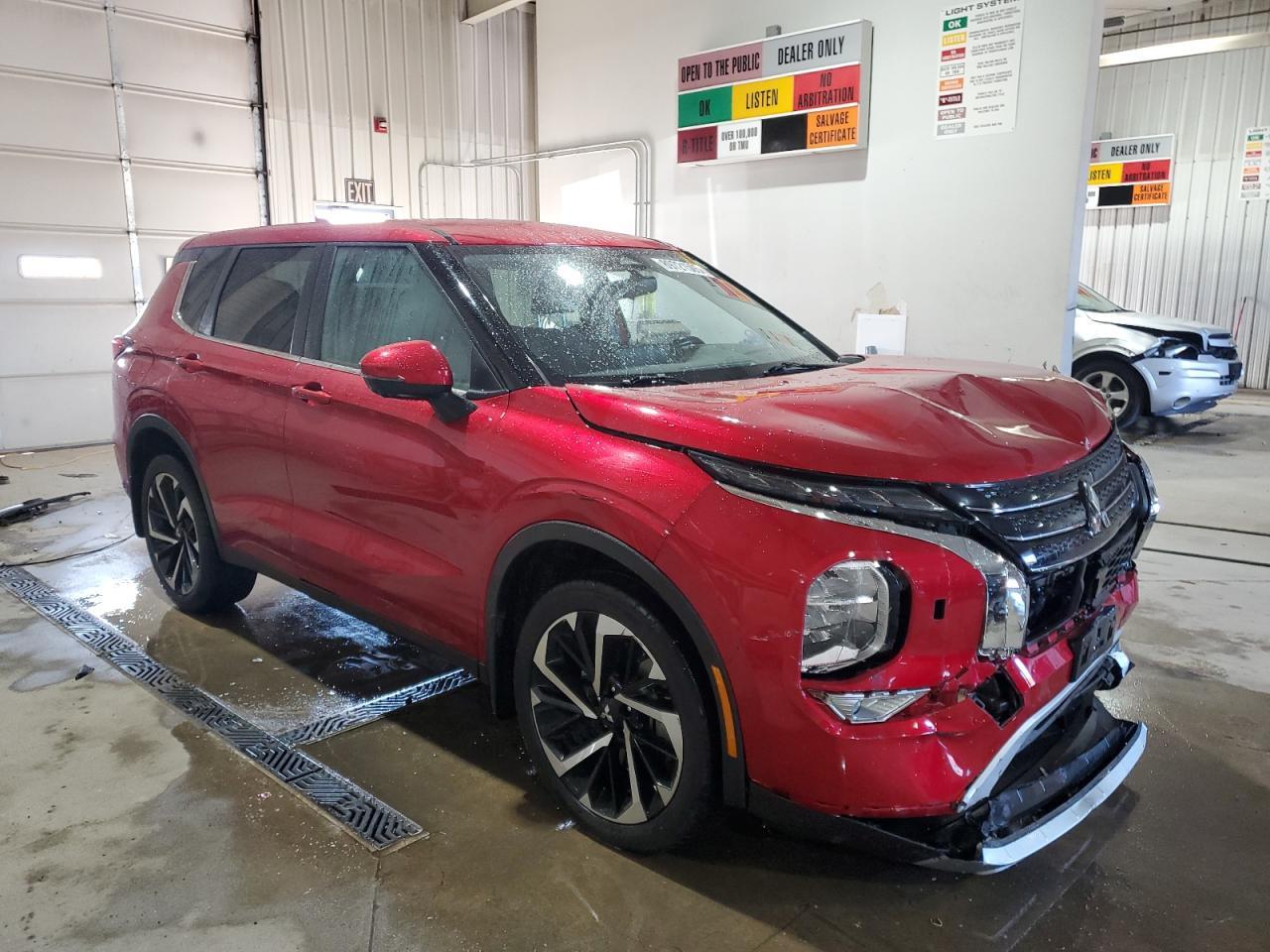 2022 Mitsubishi Outlander Se - Фото 4