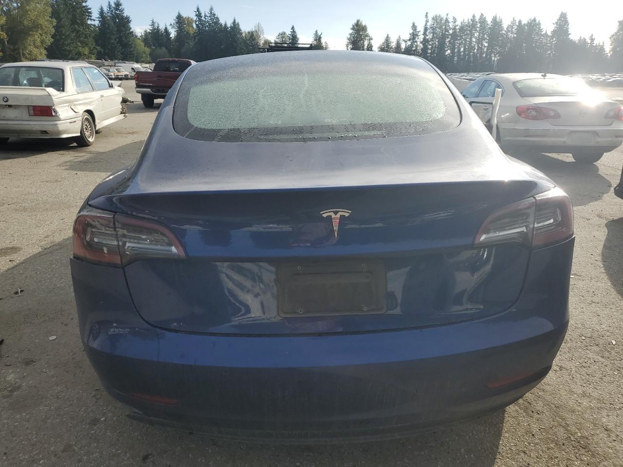 2022 Tesla Model 3 - Фото 6