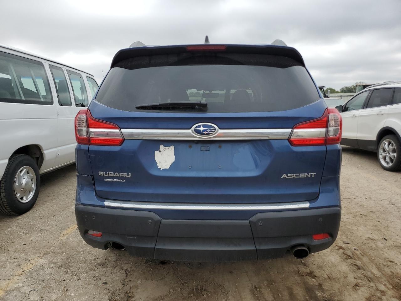2022 Subaru Ascent Premium - Image 6