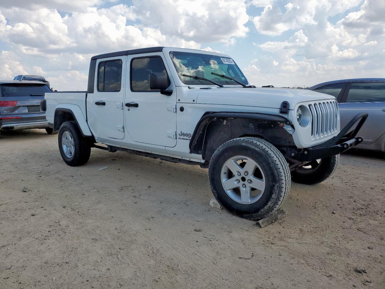 2020 Jeep Gladiator Overland - Фото 4