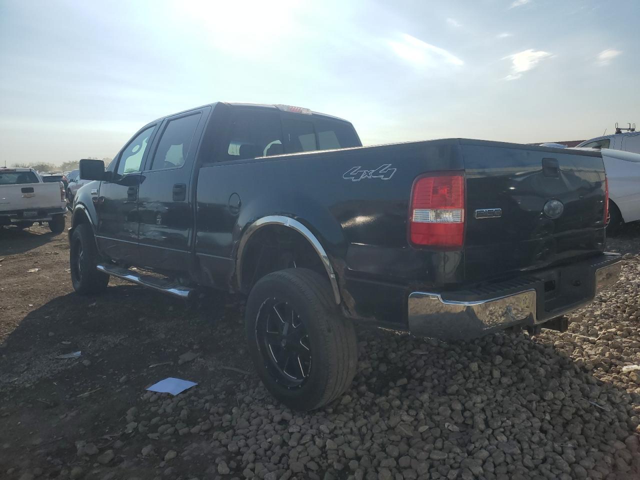 2006 Ford F150 Supercrew - Image 2