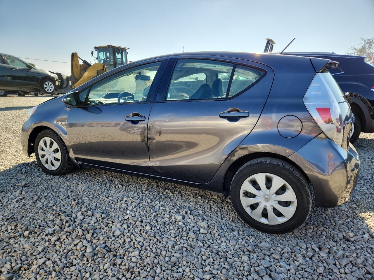 2013 Toyota Prius C - Фото 2