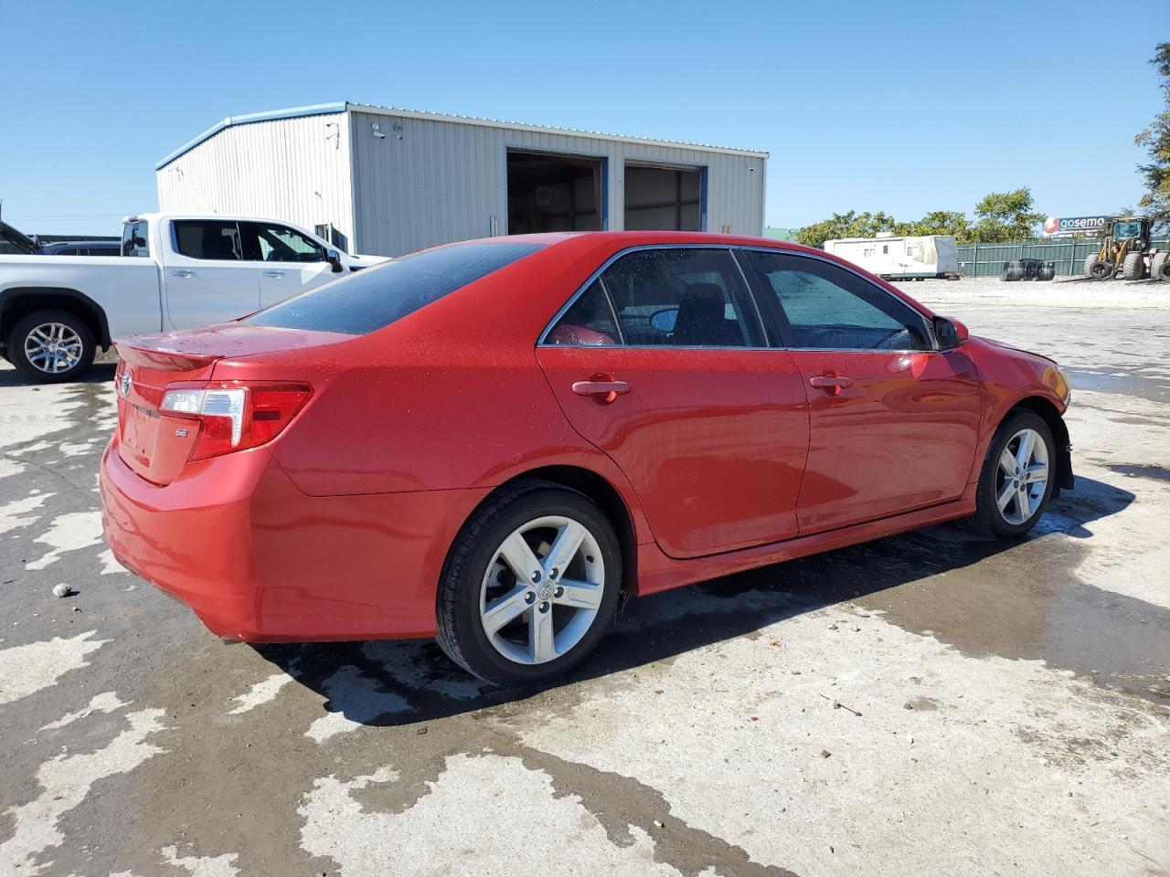 2012 Toyota Camry Base - Фото 3