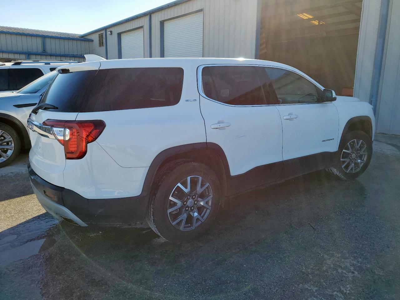 2023 GMC Acadia Sle - Фото 3