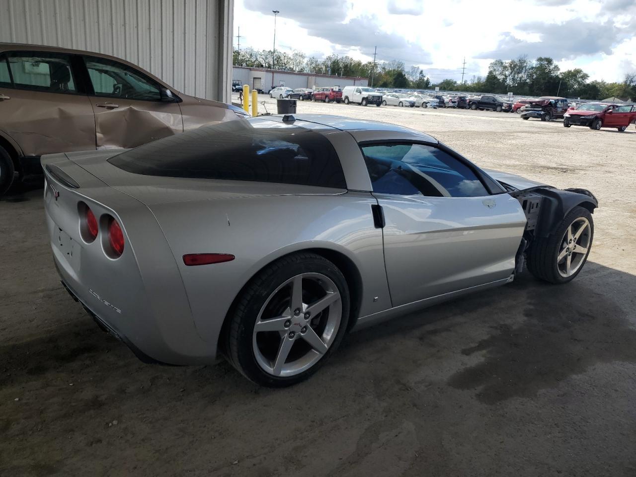 2005 Chevrolet Corvette - Image 3