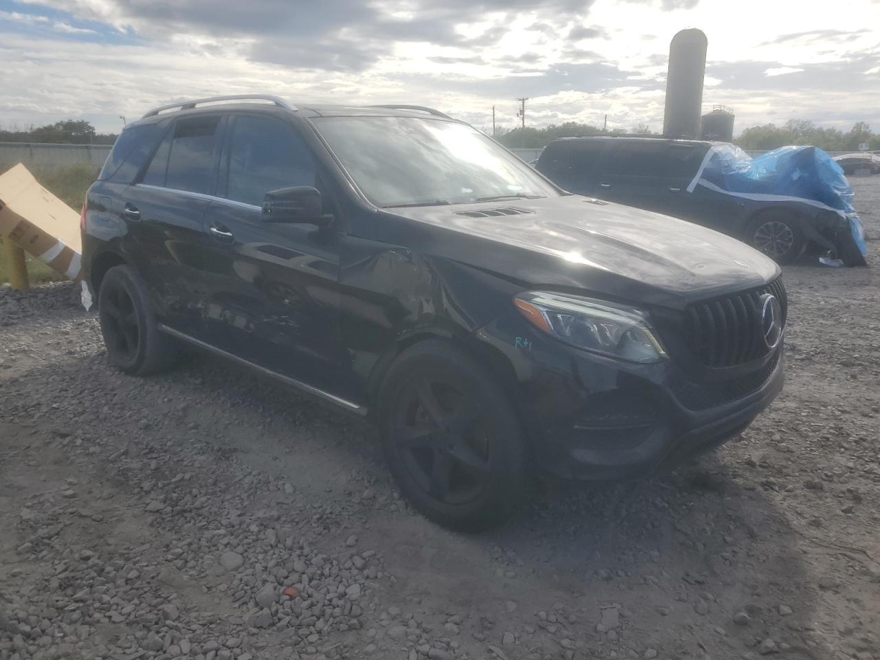 2017 Mercedes-Benz Gle 350 - Фото 4