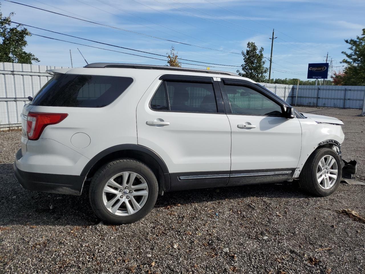 2019 Ford Explorer Xlt - Фото 3