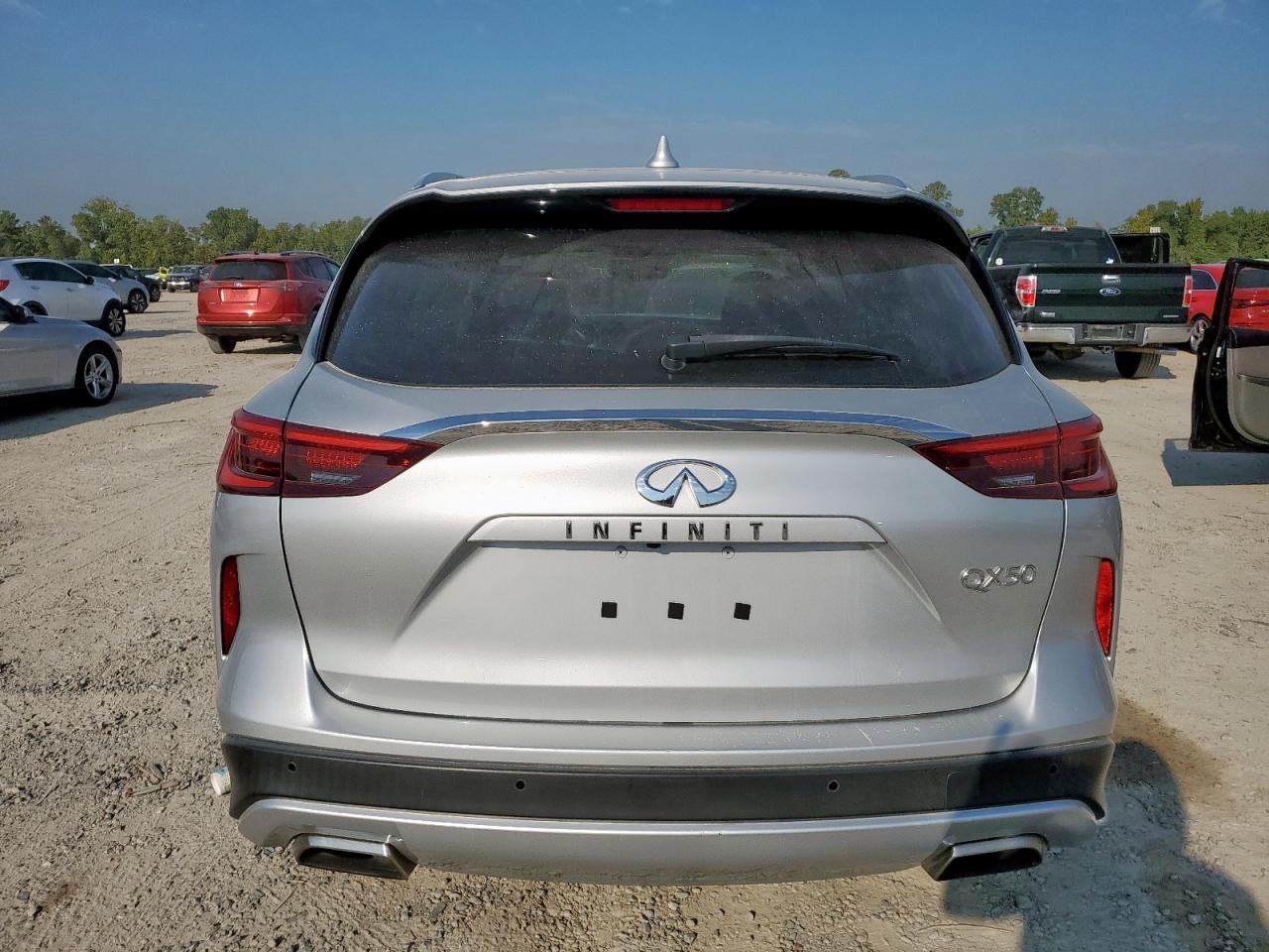 2021 Infiniti Qx50 Luxe - Image 6