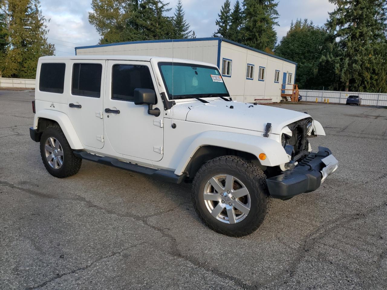2014 Jeep Wrangler Unlimited Sahara - Image 4