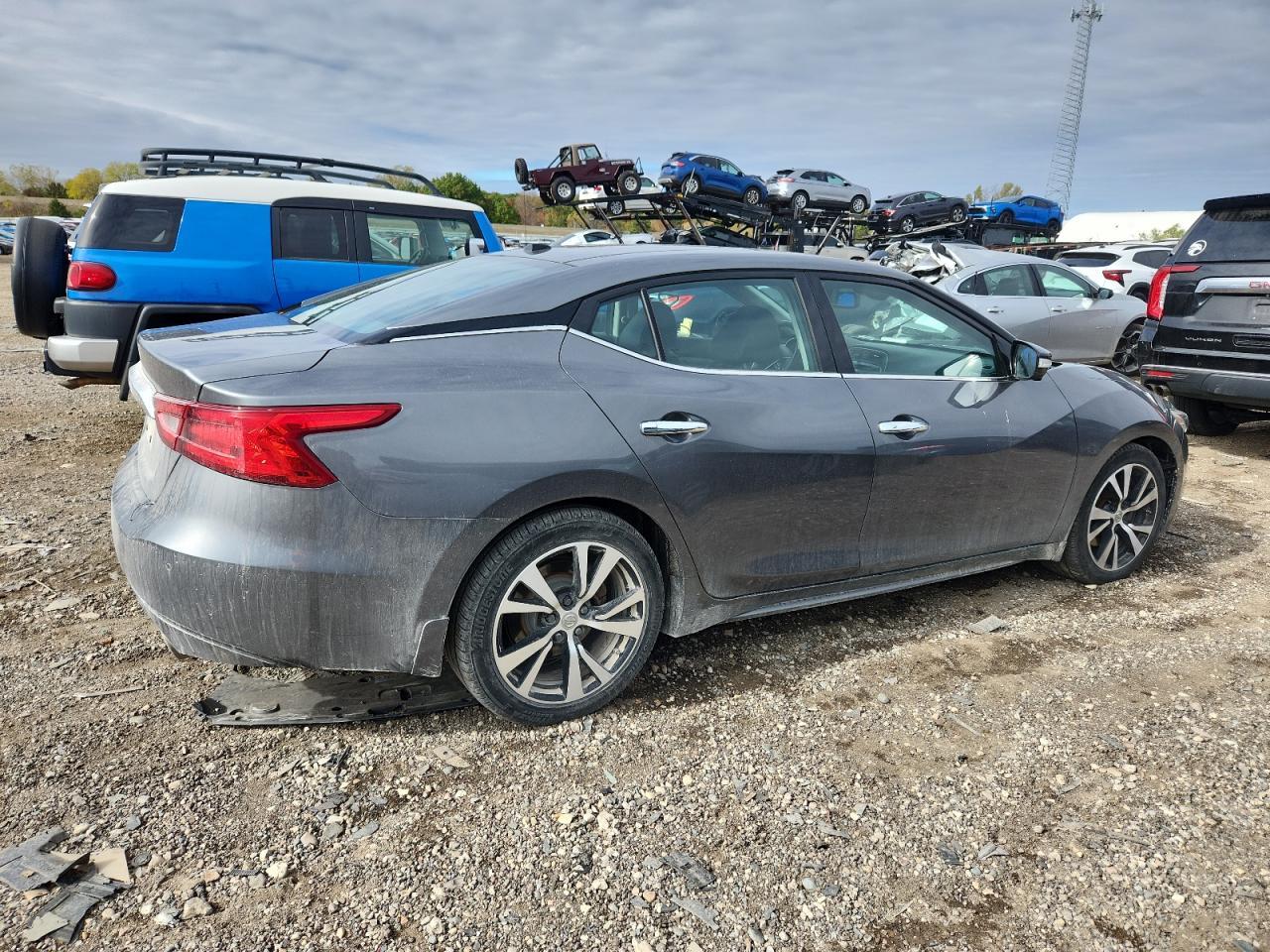 2017 Nissan Maxima 3.5S - Фото 3