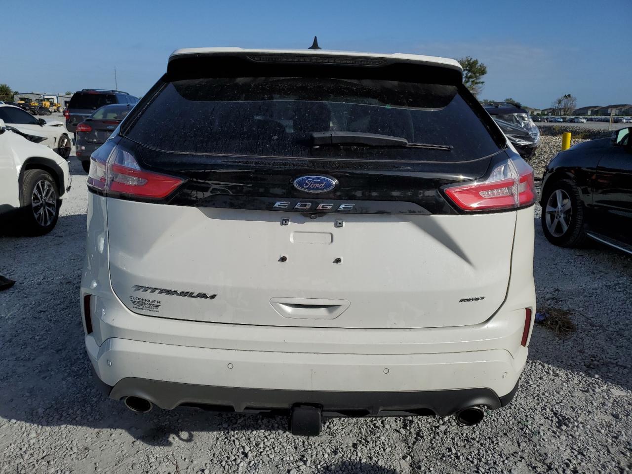 2024 Ford Edge Titanium - Image 6