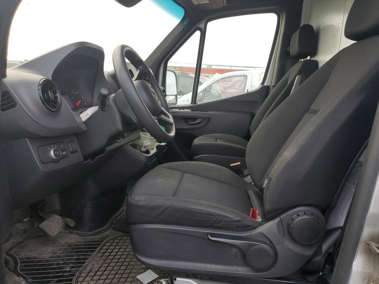 2022 Mercedes-Benz Sprinter 3500 - Фото 7