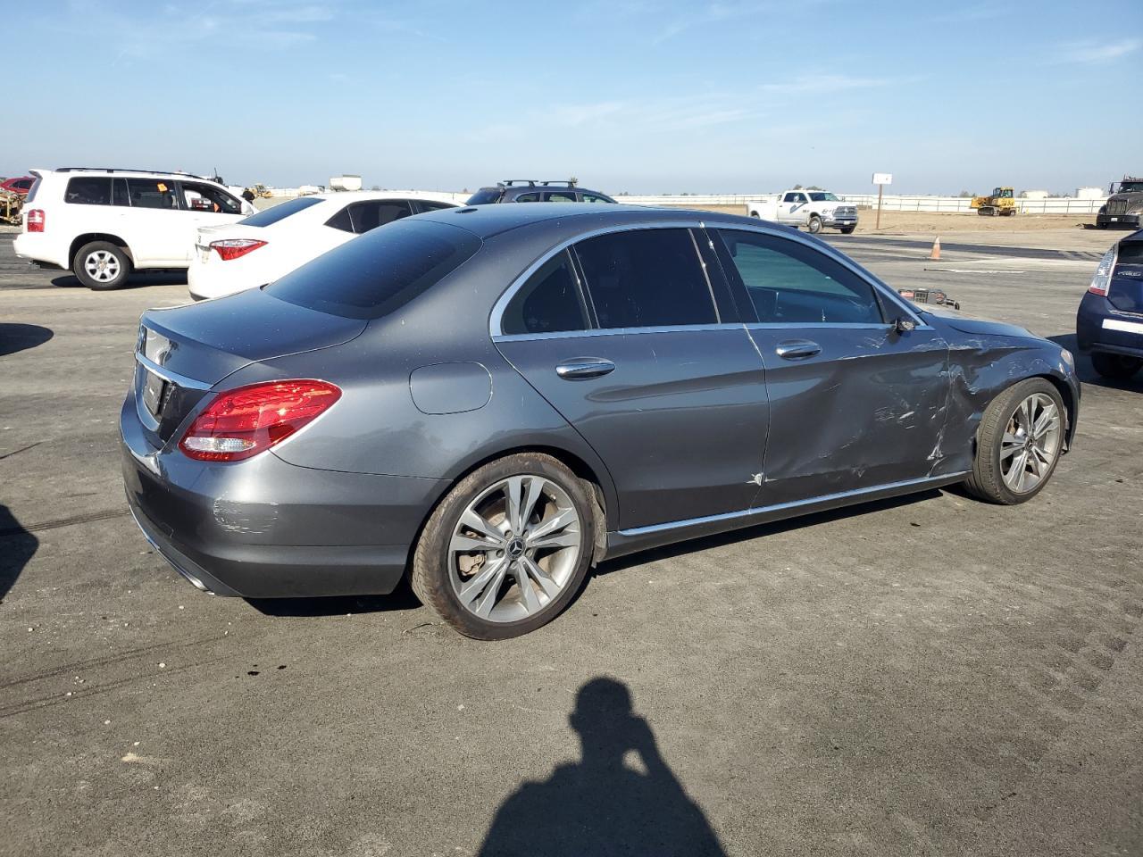 2018 Mercedes-Benz C 300 - Image 3