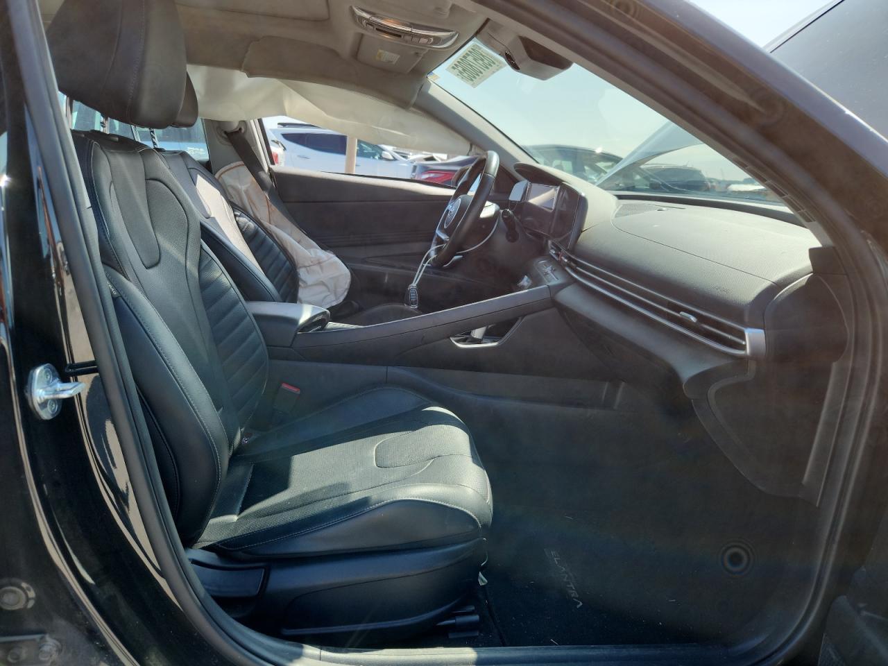 2022 Hyundai Elantra Limited - Фото 7