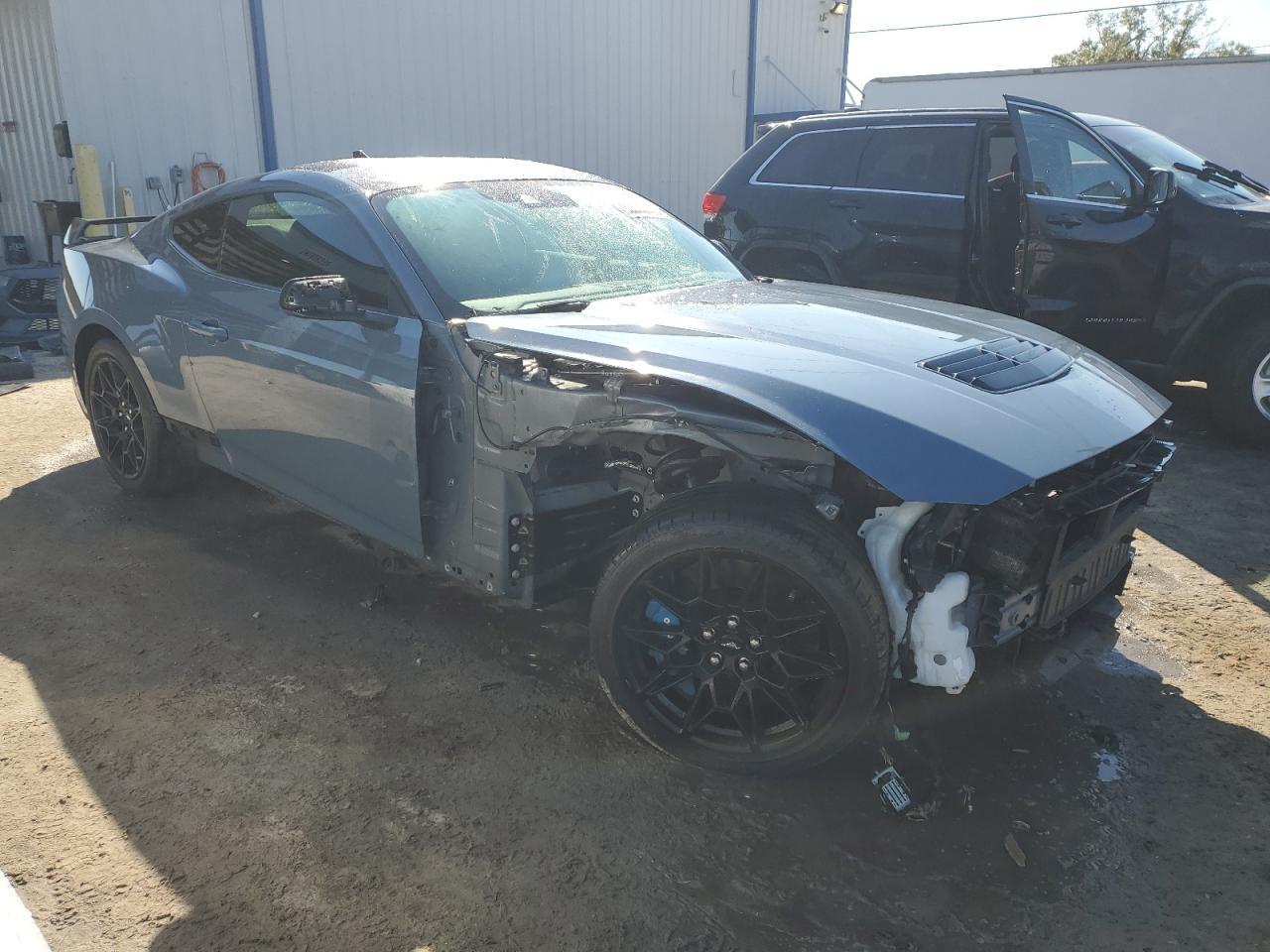 2024 Ford Mustang Gt - Image 4