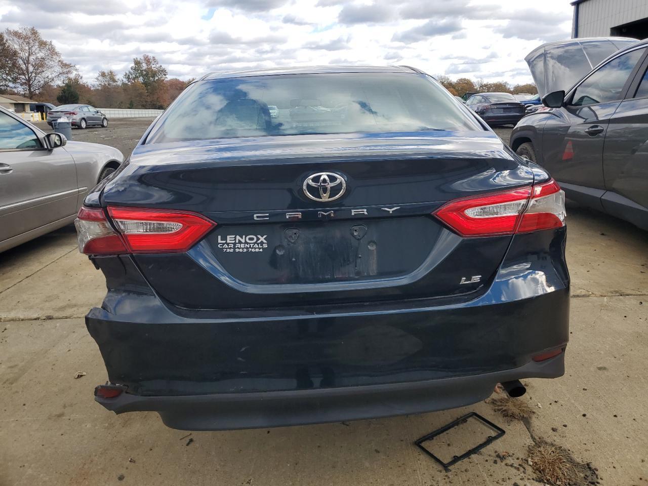 2018 Toyota Camry L - Image 6