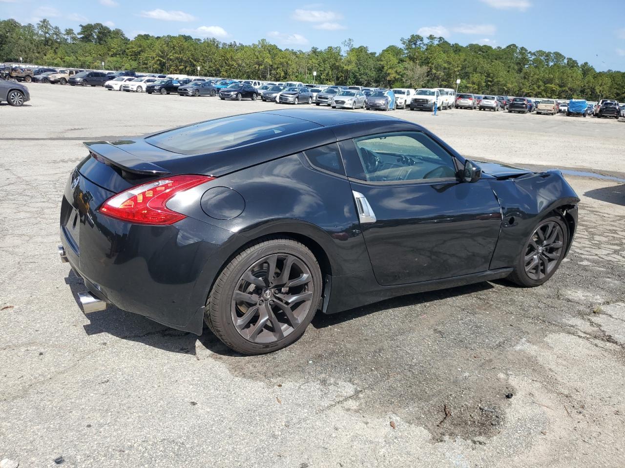 2016 Nissan 370Z Base - Фото 3