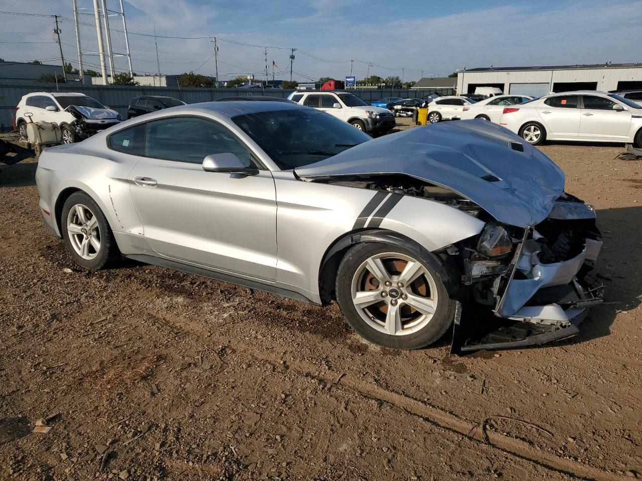 2019 Ford Mustang - Фото 4