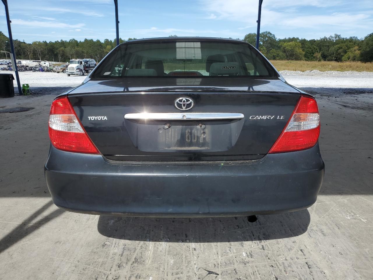 2002 Toyota Camry Le - Фото 6