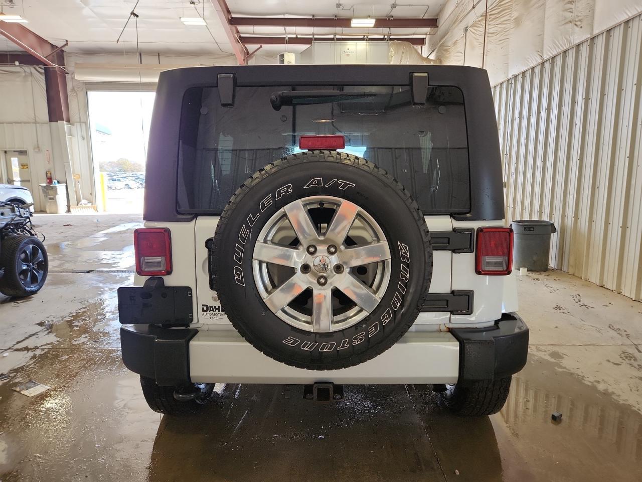 2013 Jeep Wrangler Unlimited Sahara - Фото 6