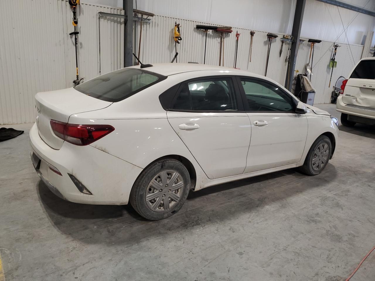 2022 Kia Rio Lx - Фото 3