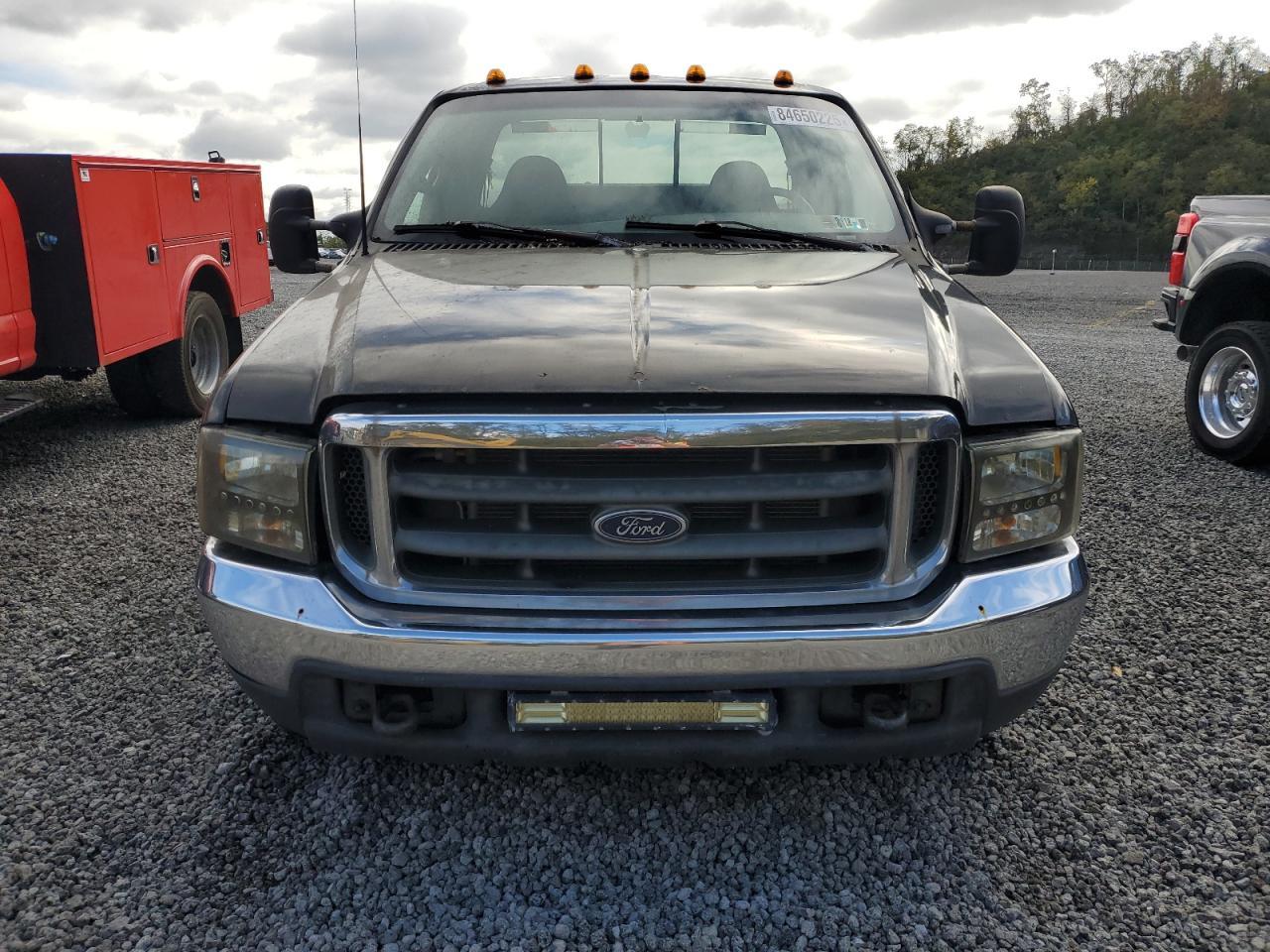 2000 Ford F350 Super Duty - Image 5