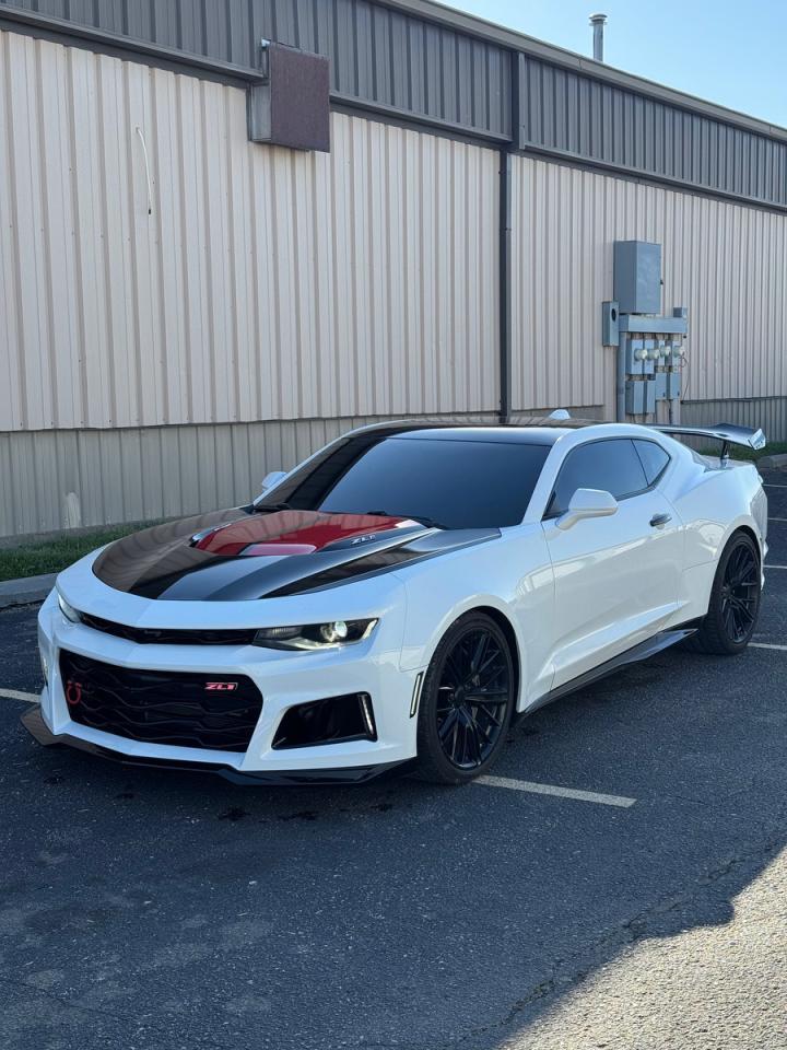 2019 Chevrolet Camaro Zl1 - Фото 2