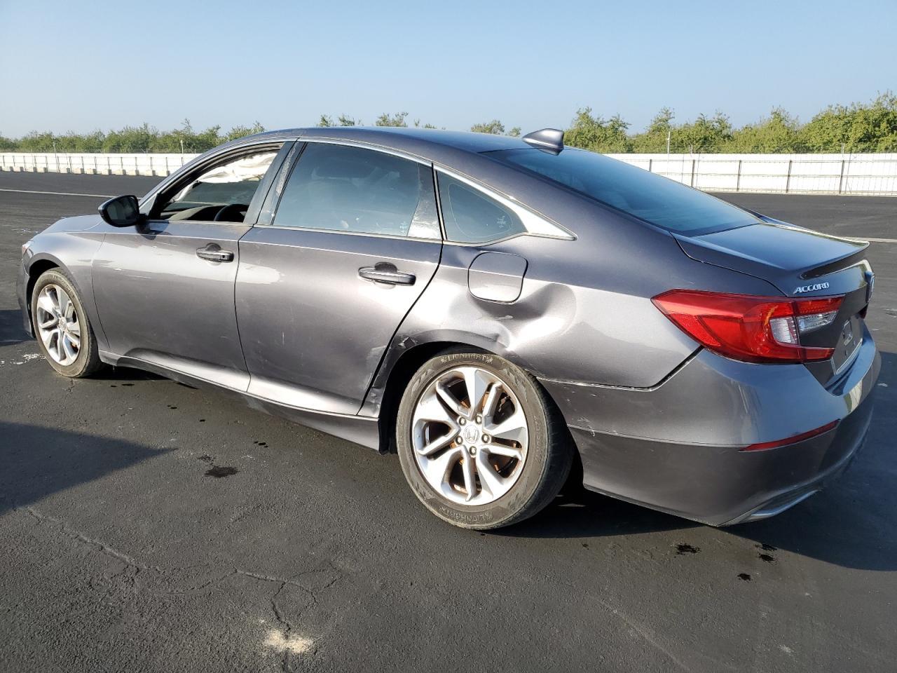 2018 Honda Accord Lx - Фото 2