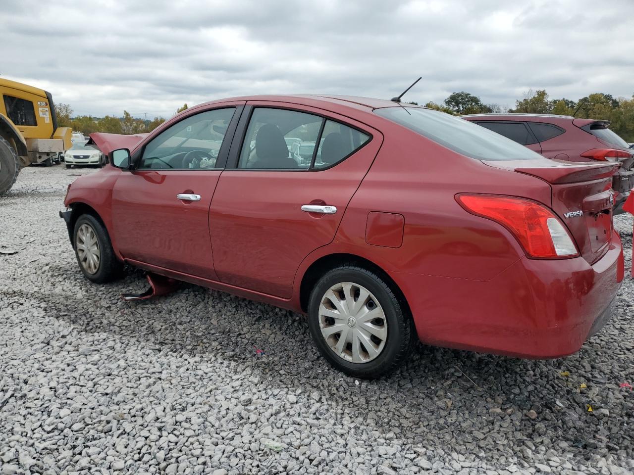 2018 Nissan Versa Sv - Фото 2
