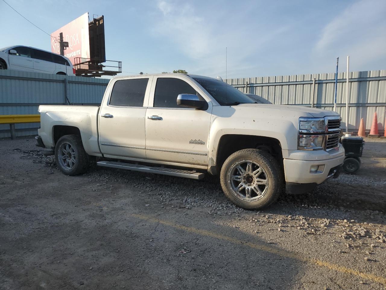 2015 Chevrolet Silverado K1500 High Country - Image 4