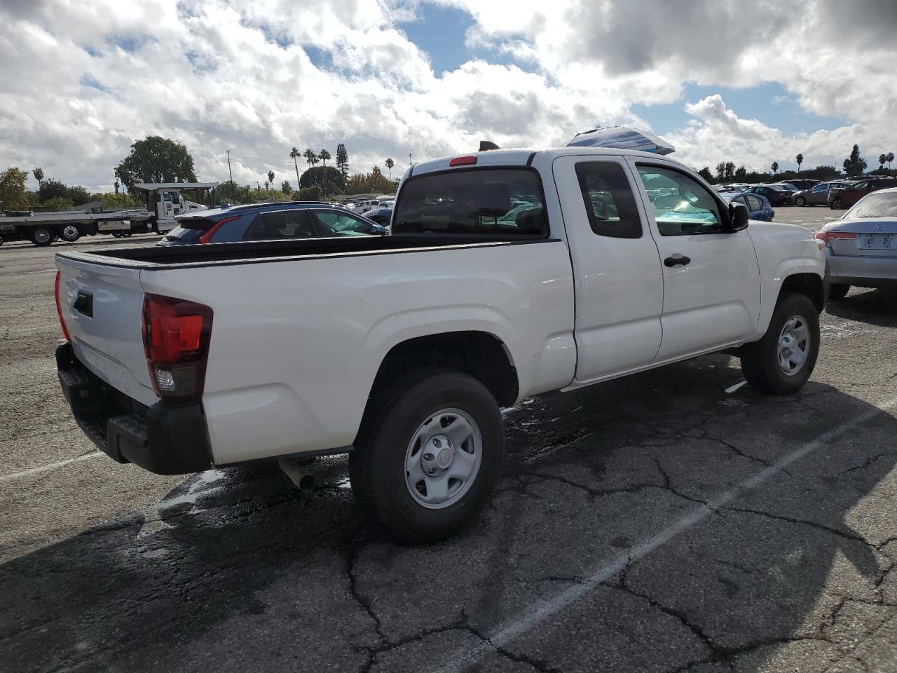 2021 Toyota Tacoma Access Cab - Image 3
