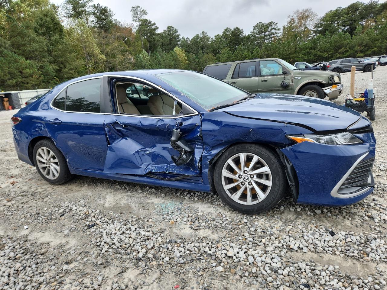 2023 Toyota Camry Le - Фото 4