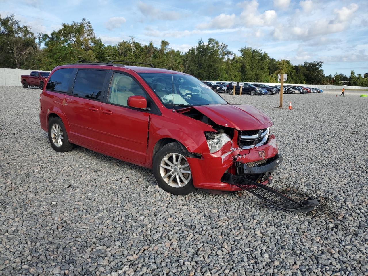 2013 Dodge Grand Caravan Sxt - Image 4