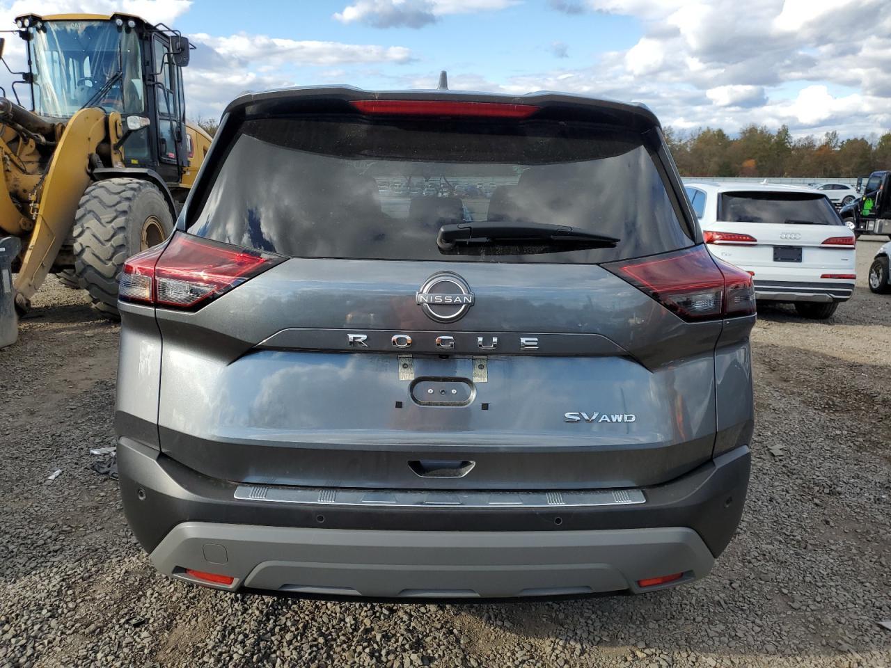 2023 Nissan Rogue Sv - Image 6