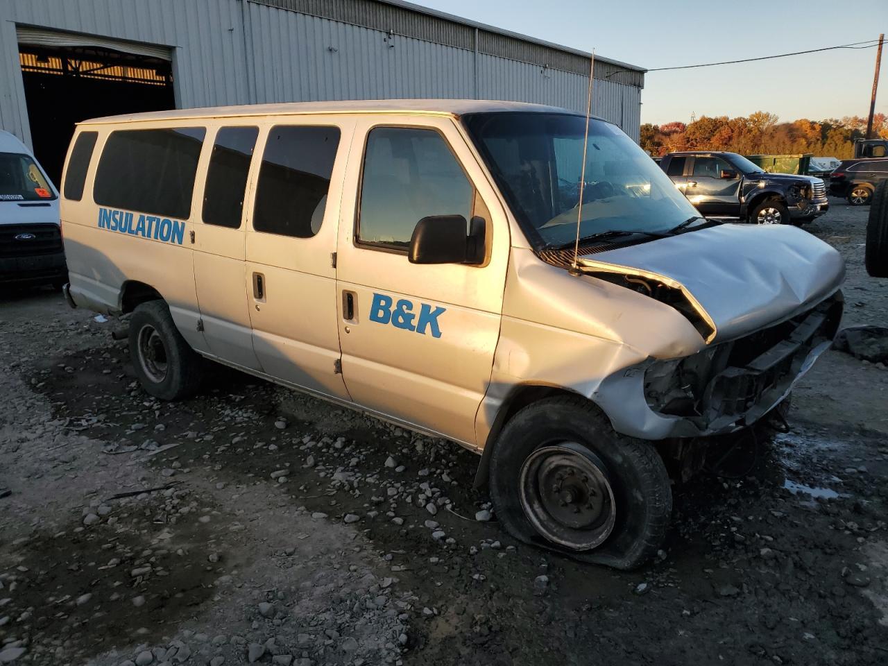 1998 Ford Econoline - Image 4