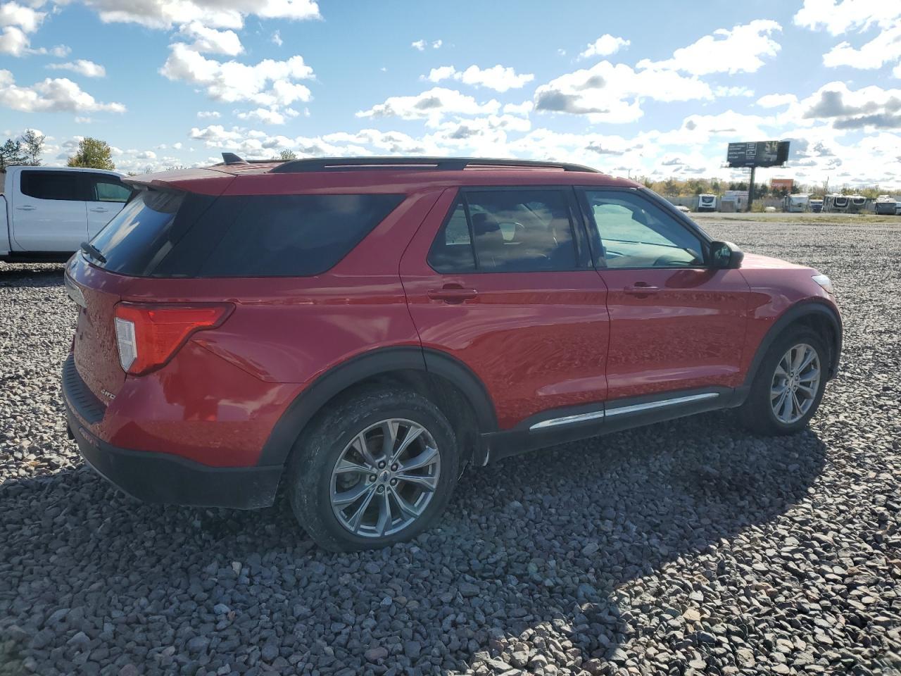 2022 Ford Explorer - Фото 3